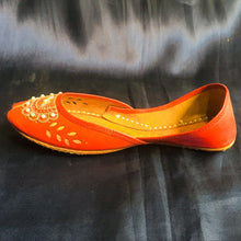 Load image into Gallery viewer, Red Handmade Floral Design Flat Khussa