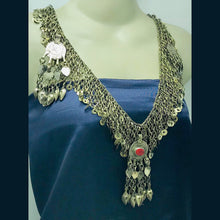 Load image into Gallery viewer, Long Pendant Rustic Necklace With Tassels