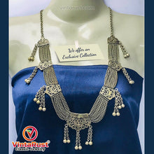 Load image into Gallery viewer, Rustic Silver Kuchi Vintage Necklace With Bells