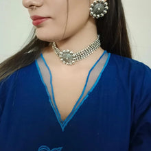 Load image into Gallery viewer, Silver Floral Design Jewelry Set