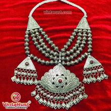 Load image into Gallery viewer, Silver Kuchi Multilayer Beaded Necklace With Dangling Pendants