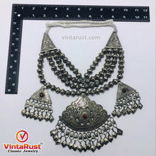 Load image into Gallery viewer, Silver Kuchi Multilayer Beaded Necklace With Dangling Pendants