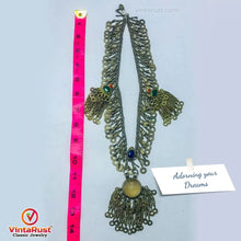 Load image into Gallery viewer, Silver Kuchi Tassels Pendant Necklace With Glass Stones