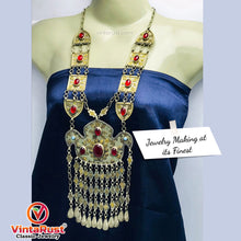 Load image into Gallery viewer, Tribal Silver Kuchi Turkman Pendant Necklace