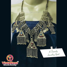 Load image into Gallery viewer, Silver Kuchi Vintage five Dangling Pendants Necklace