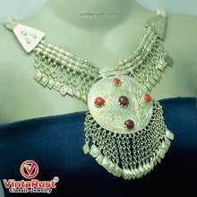 Load image into Gallery viewer, Handmade Pendant With Dangling Leaf Style Tassels