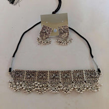 Load image into Gallery viewer, Elegant Silver Statement Choker Jewelry set