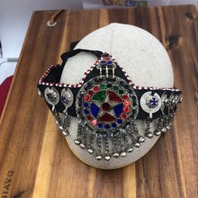 Load image into Gallery viewer, Traditional Matha Patti With Multicolor Glass Stone