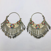 Load image into Gallery viewer, Tribal Antique Silver Earrings