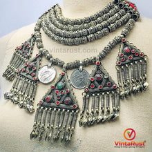 Load image into Gallery viewer, Beaded Multilayers Necklace With Dangling Pendants
