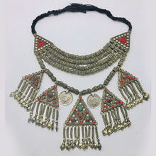Load image into Gallery viewer, Beaded Multilayers Necklace With Dangling Pendants