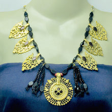 Load image into Gallery viewer, Tribal Black Stone Beaded Motif Jewelry Set