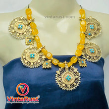 Load image into Gallery viewer, Stunning Yellow Stones Beaded Vintage Necklace