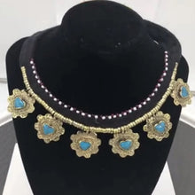 Load image into Gallery viewer, Tribal Light Weight Collar Choker Floral Necklace