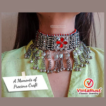 Load image into Gallery viewer, Tribal Red Glass Stones Collar Choker Necklace