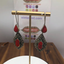 Load image into Gallery viewer, Tribal Handmade Glass Stone Earrings
