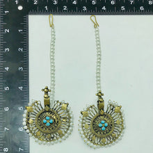 Load image into Gallery viewer, Tribal Jewelry Set With Pearls And Golden Big Motif