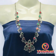 Load image into Gallery viewer, Tribal Pendant Necklace With Red and Green Glass Stone