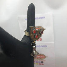 Load image into Gallery viewer, Vintage Golden Tone Kuchi Ring
