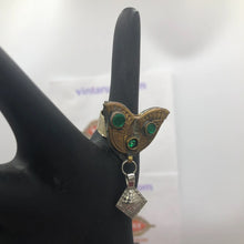 Load image into Gallery viewer, Vintage Golden Tone Kuchi Ring