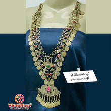 Load image into Gallery viewer, Tribal Pendant Necklace With Pink Glass Stones