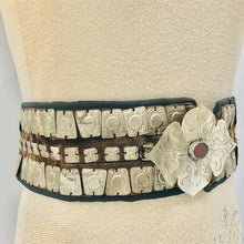 Load image into Gallery viewer, Vintage Belly Belt With Silver Motif and Glass Stone