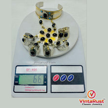 Load image into Gallery viewer, Turkmen Slave Bracelet With Black Stones and Turquoise