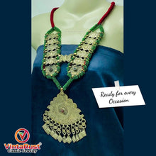 Load image into Gallery viewer, Turkmen Green Beaded Necklace