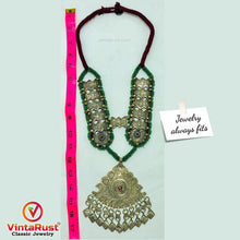 Load image into Gallery viewer, Turkmen Green Beaded Necklace