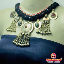 Load image into Gallery viewer, Vintage Black Necklace With Dangling Pendants