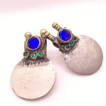 Load image into Gallery viewer, Vintage Coins Style with Antique-inspired Earrings