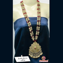 Load image into Gallery viewer, Vintage Metal and Glass Stones Beaded Long Chain Pendant Necklace