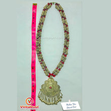 Load image into Gallery viewer, Vintage Metal Beaded Long Chain Pendant Necklace
