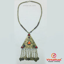 Load image into Gallery viewer, Vintage Metal And Wooden Beaded Chain Pendant Necklace