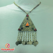 Load image into Gallery viewer, Vintage Metal And Wooden Beaded Chain Pendant Necklace