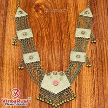 Load image into Gallery viewer, Vintage Silver Kuchi Pendant Necklace With Glass Stone