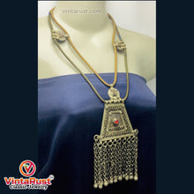 Load image into Gallery viewer, Vintage Two Layers Afghan Pendant Necklace