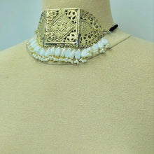 Load image into Gallery viewer, Vintage White Stones and Pearls Jewelry Set