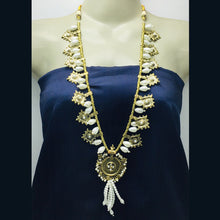 Load image into Gallery viewer, White Pearls and Beaded Tribal Jewelry Set