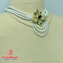 Load image into Gallery viewer, White Pearls Jewelry Set With Black Beads