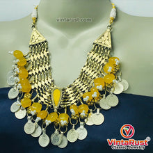 Load image into Gallery viewer, Yellow Choker Necklace With Beads and Glass Stones
