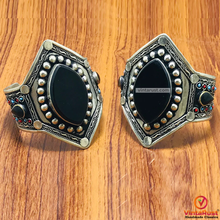 Load image into Gallery viewer, Adjustable Black Stone Cuff Bracelet
