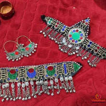 Load image into Gallery viewer, Tribal Vintage Antique-inspired jewelry set
