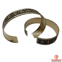 Load image into Gallery viewer, Tribal Silver Kuchi Slim Cuff Bracelet
