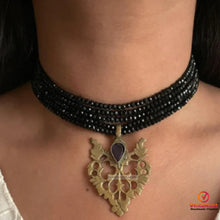 Load image into Gallery viewer, Black Beads With Motif Jewelry Set
