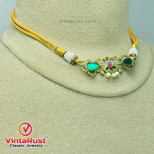 Load image into Gallery viewer, Statement Choker Necklace With Earrings
