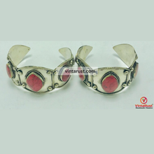 Load image into Gallery viewer, Red Coral Stone Handmade Bracelet
