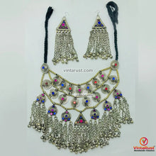 Load image into Gallery viewer, Vintage Choker Necklace With Long Bells and Earrings
