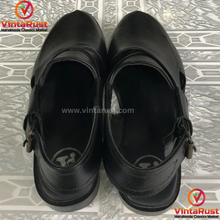 Load image into Gallery viewer, Handcrafted Unique Black Peshawari Men&#39;s  Chappal
