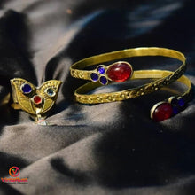 Load image into Gallery viewer, Spring Bangle Matching Ring Jewelry Set
